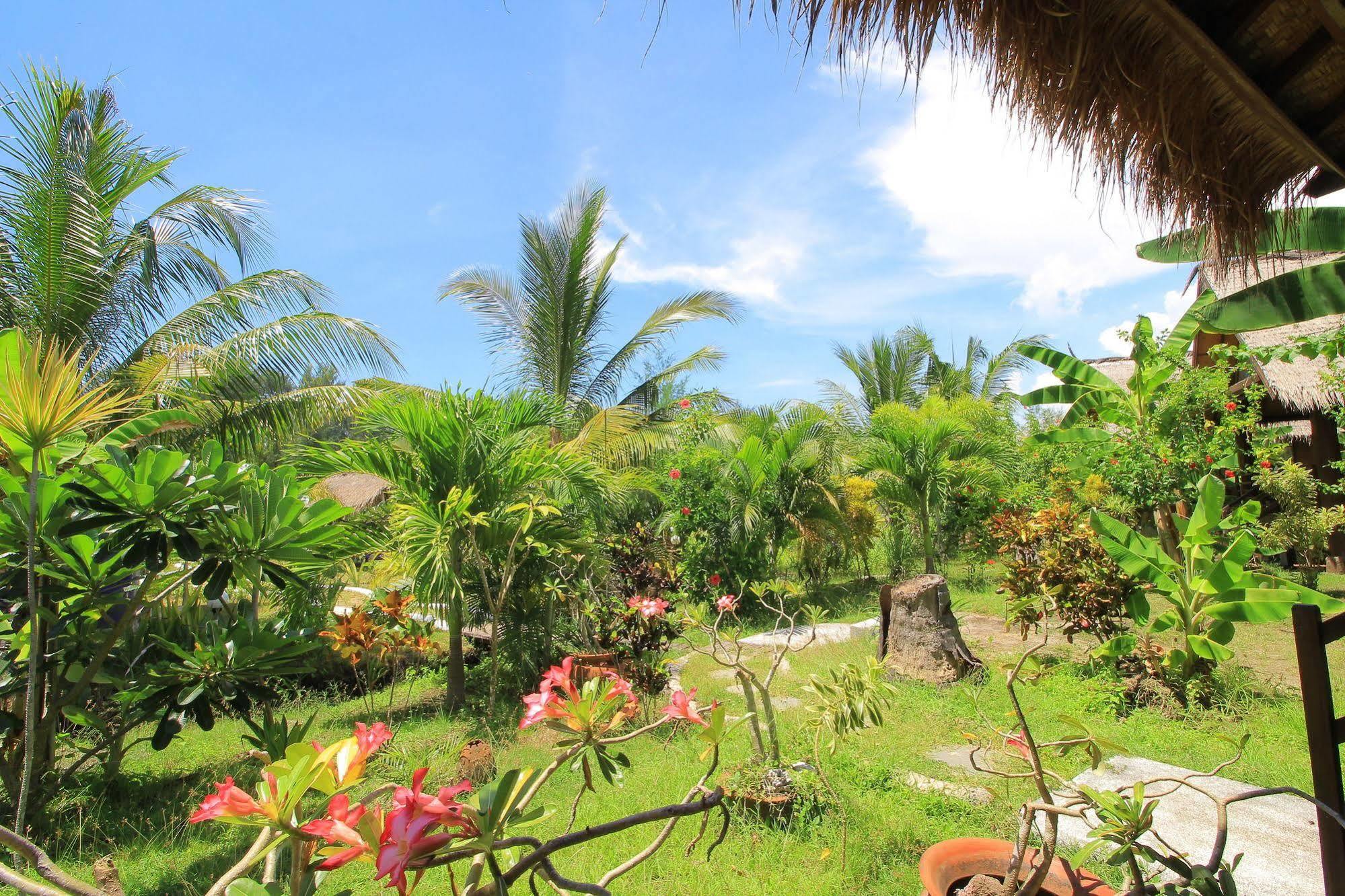 Adeng-Adeng Bungalows Gili Meno Dış mekan fotoğraf