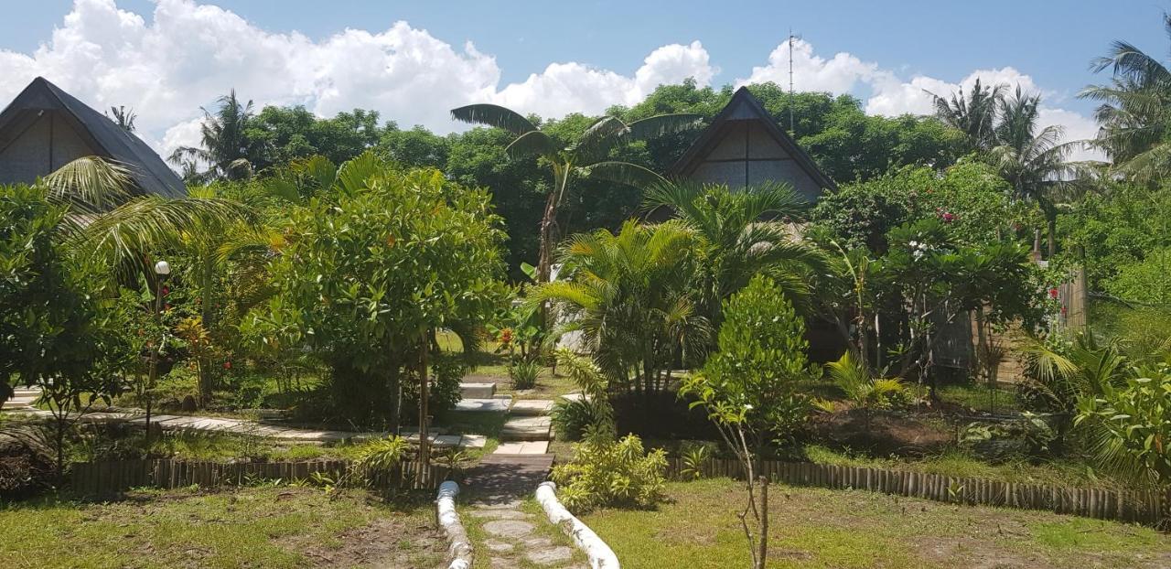 Adeng-Adeng Bungalows Gili Meno Dış mekan fotoğraf